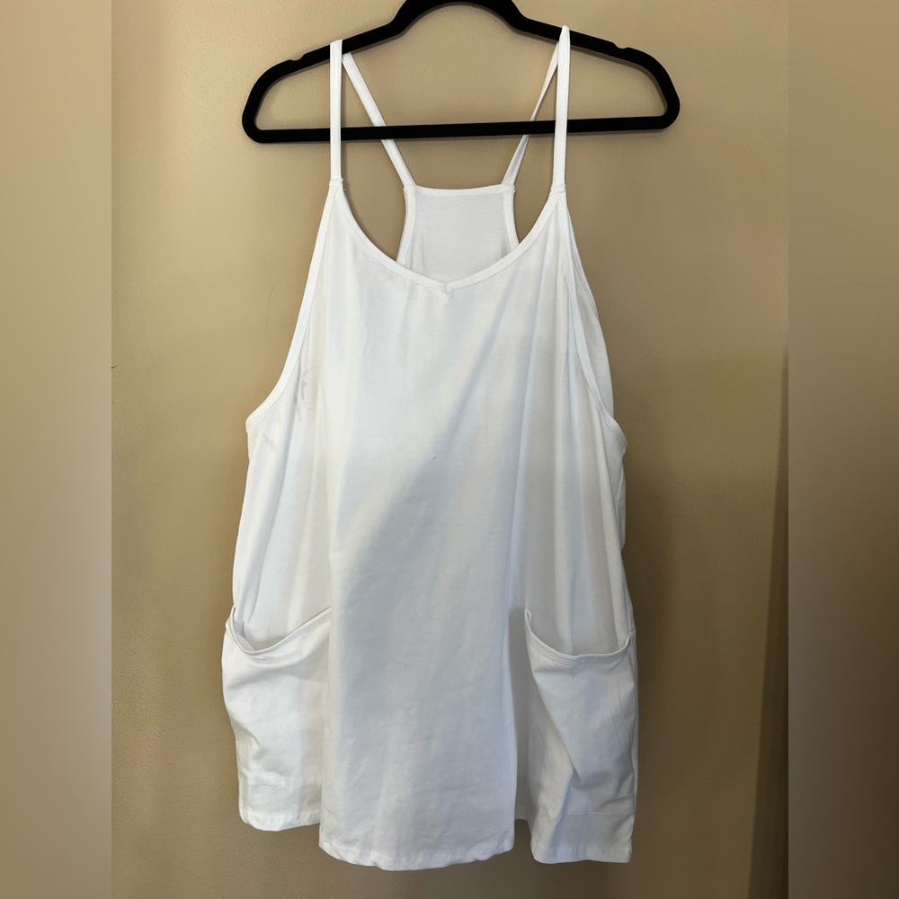 White Sleeveless Tank-Style Dress Size XL Fully Lined Shorts with Back Zipper